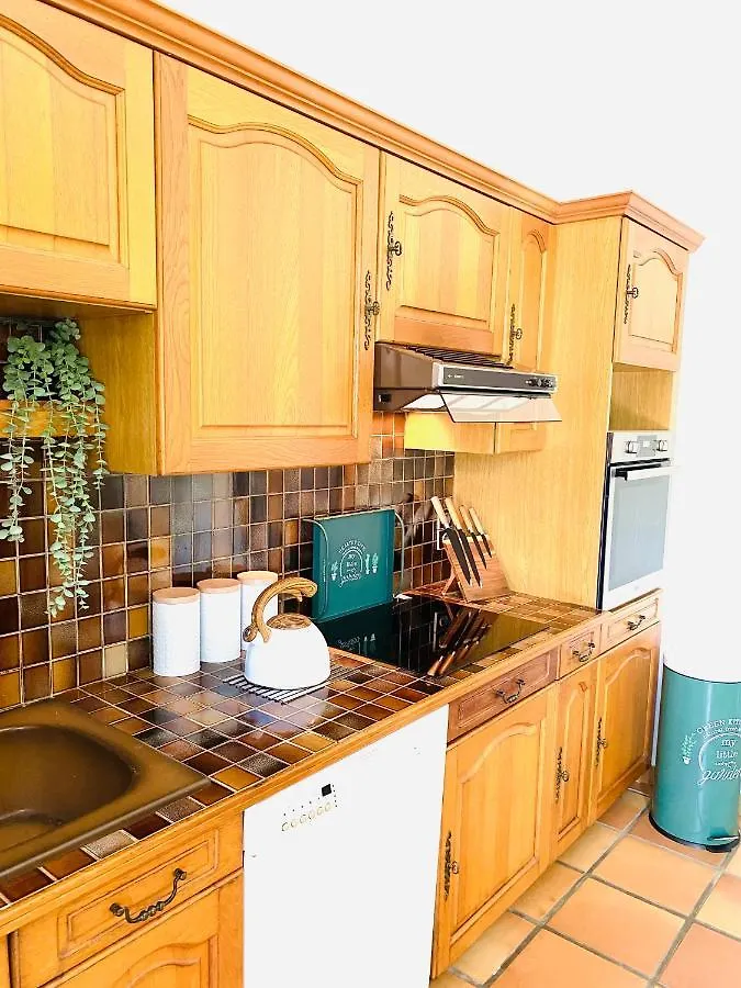 Villa Cosy & Confort Dans Un Ecrin De Verdure Revel  0*, Revel (Haute-Garonne) France